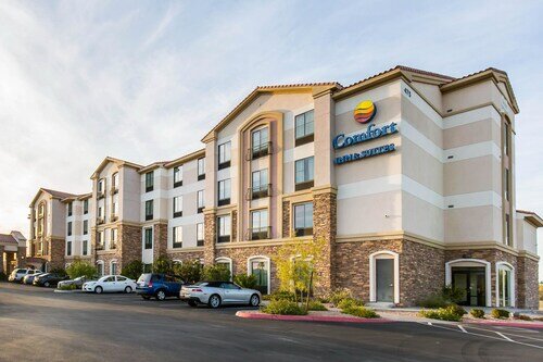 Comfort Inn & Suites Henderson - Las Vegas official hotel website