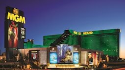 Las Vegas Hotel Day Passes for Non-Guest Access