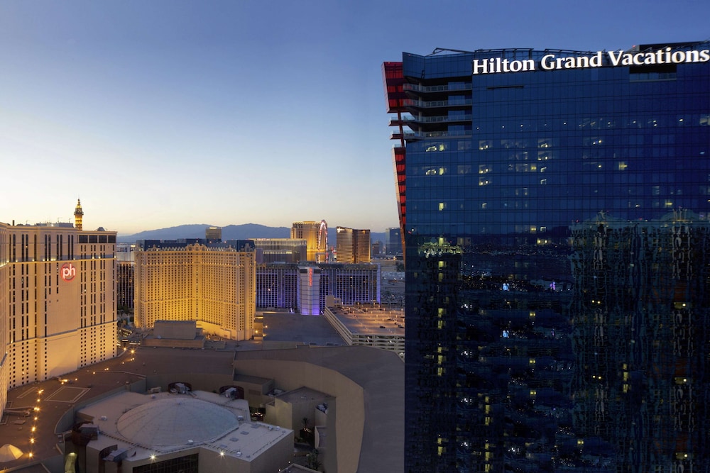 Elara by Hilton Grand Vacations - Center Strip