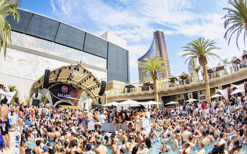 One weekend, 10 pool parties: What to expect at Las Vegas dayclubs