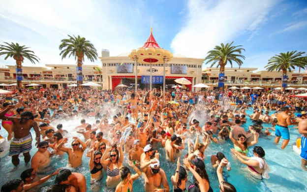 The Best Las Vegas Pool Parties Sin Citys Top 10 Dayclubs Las Vegas Direct 2676